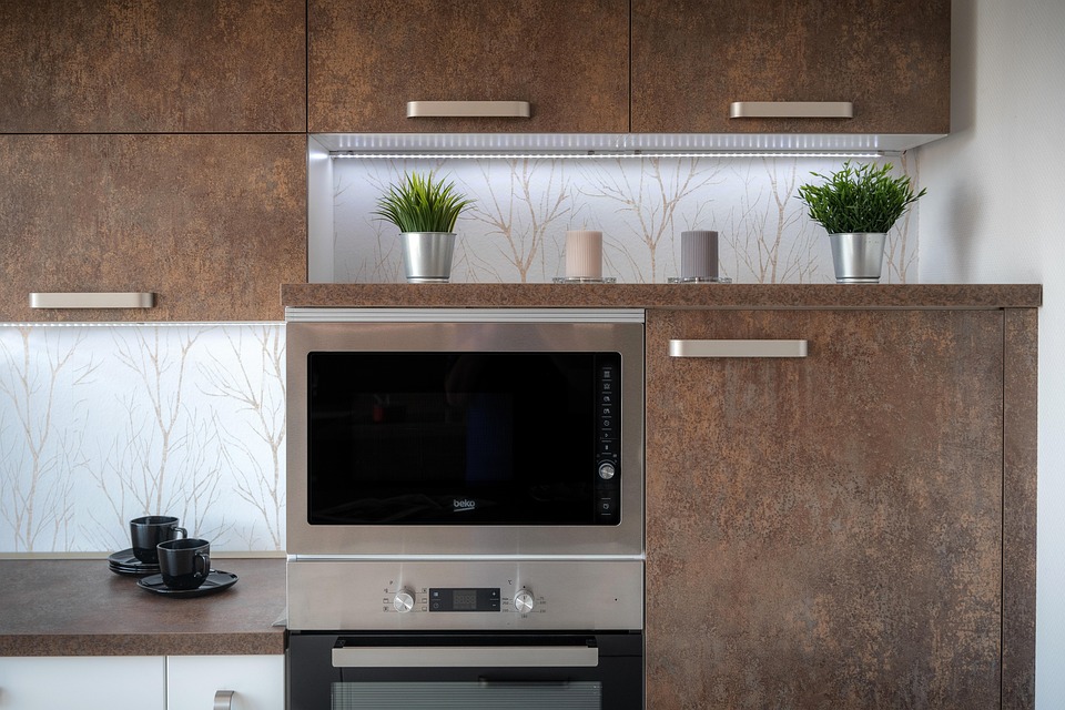 Innovative Joinery Solutions for Small Spaces in Urban Dubai